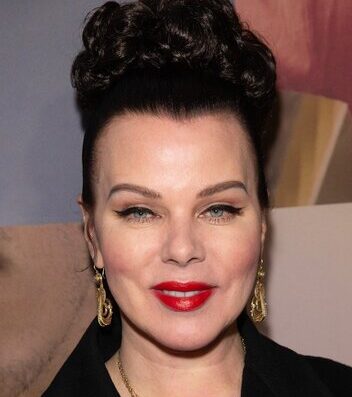 Debi Mazar